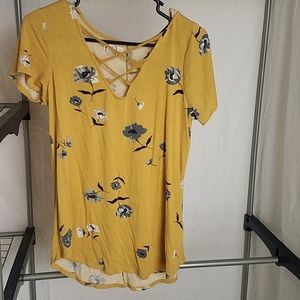 Maurice 24/7 M Yellow dress shirt w/blue flowers
